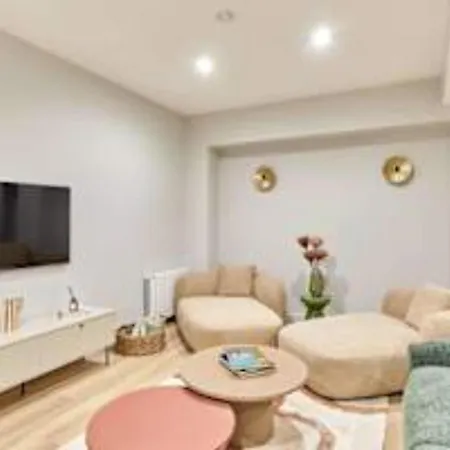 Apartment Superb New Center Of By Prestige *